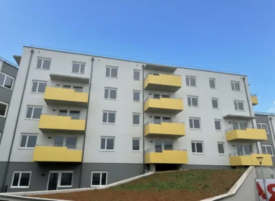 Urbaner Balkonblick, 2700 Wiener Neustadt, Wohnung