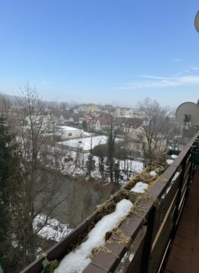 Ausblick Loggia - Top Lage! Top Preis!