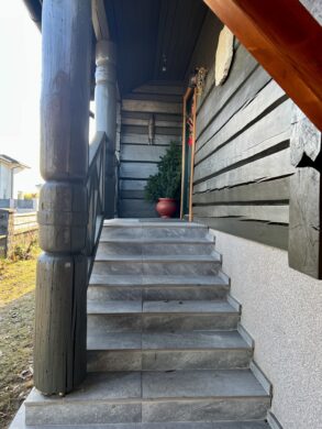 Bild - Charmantes Blockhaus