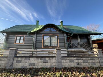 Bild - Charmantes Blockhaus