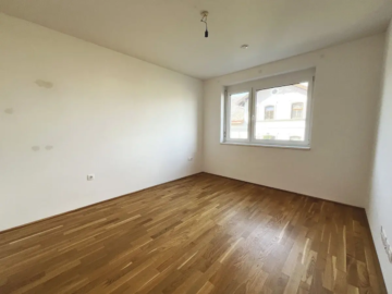 Bild - Geförderte Wohnung mit Balkon