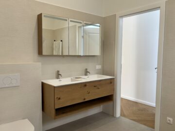 Badezimmer - Beeindruckender Praterblick