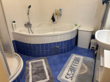 Badezimmer - Charmante Gartenwohnung