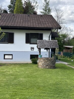 Brunnen - Charmanter Bungalow mit Pool