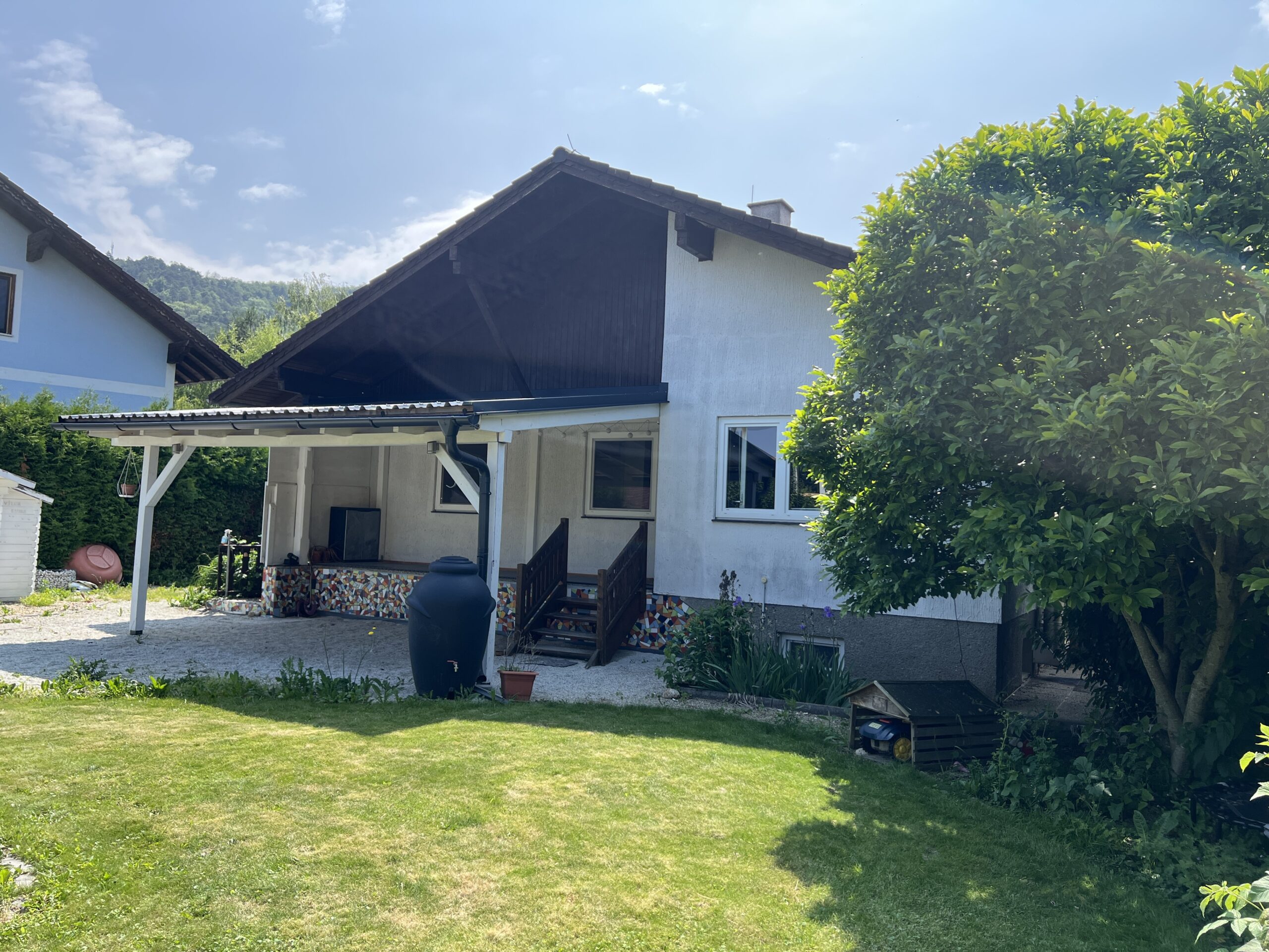 Titelbild - Modernisierter Bungalow