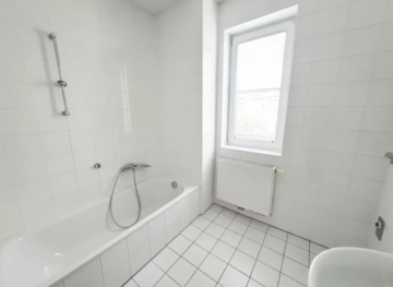 Bild - Geförderte Wohnung mit Balkon